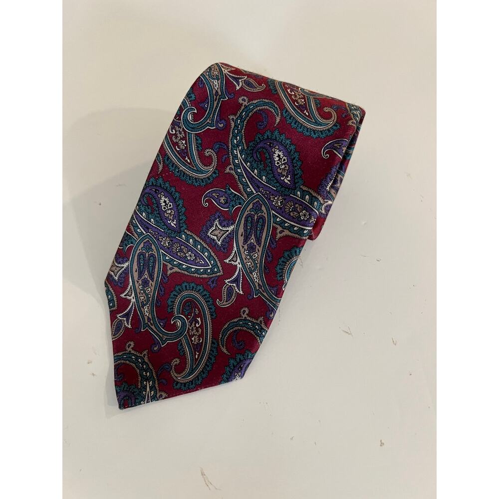 Vintage Geoffrey Beene Men's Silk Neck Tie Blend Red Green Blue Paisley JL